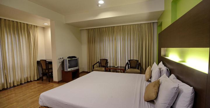 เดอะเพรสซิเดนท์โฮเต็ล Hotel ปูเน่ ภายนอก รูปภาพ